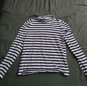 Black and White Striped Long Sleeve Shirt